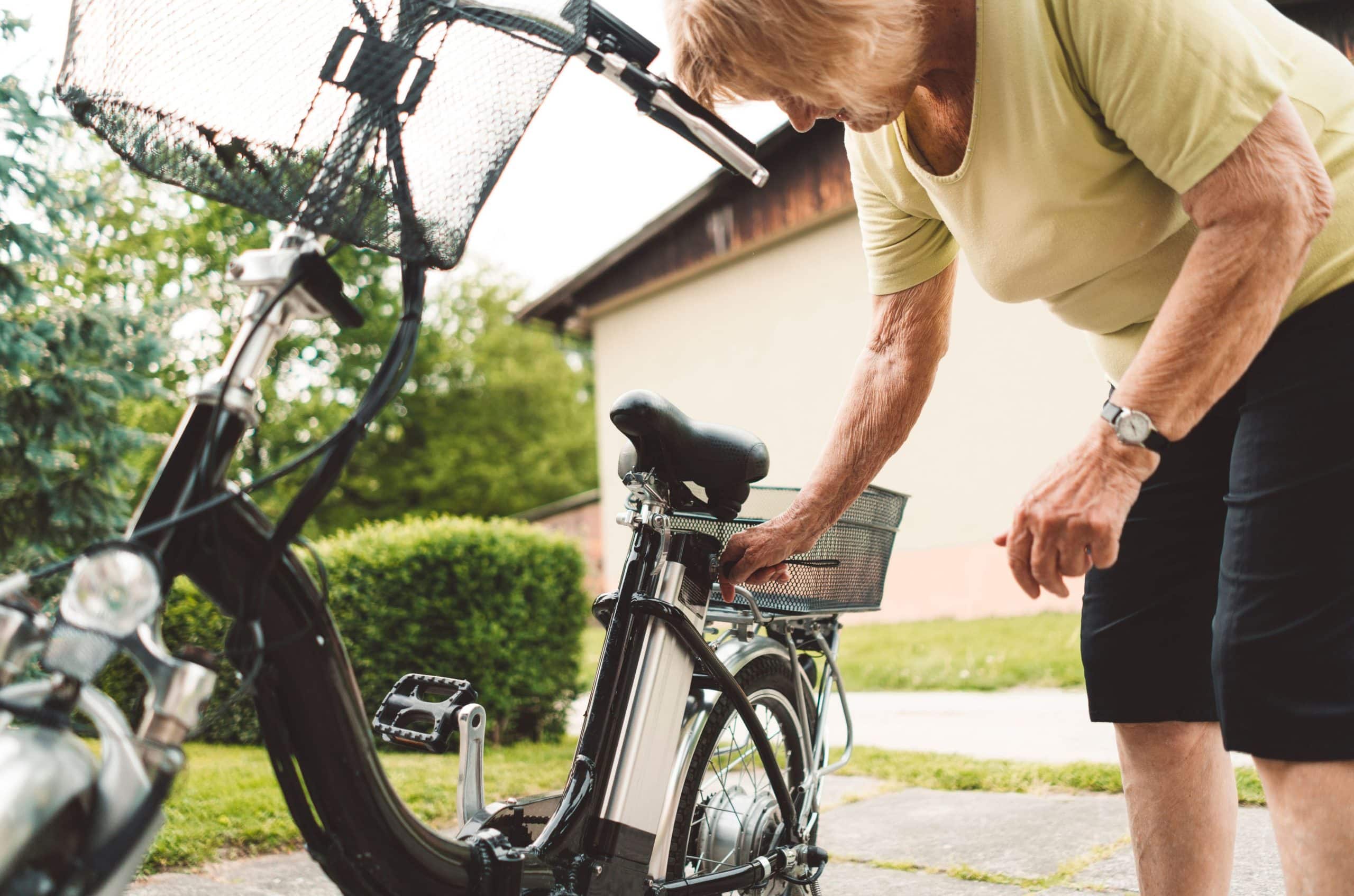 best-electric-bikes-for-seniors-what-s-good-for-seniors